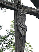 dřevěný krucifix